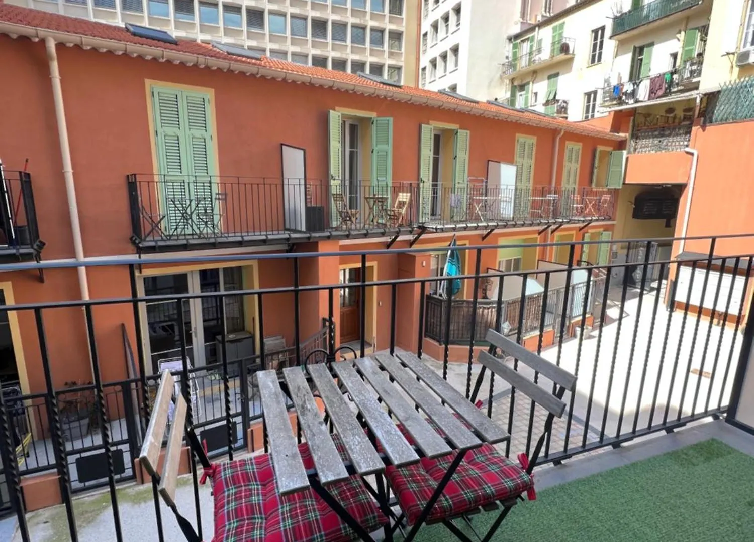 La Cour Du Centre Nice Verde Апартаменты